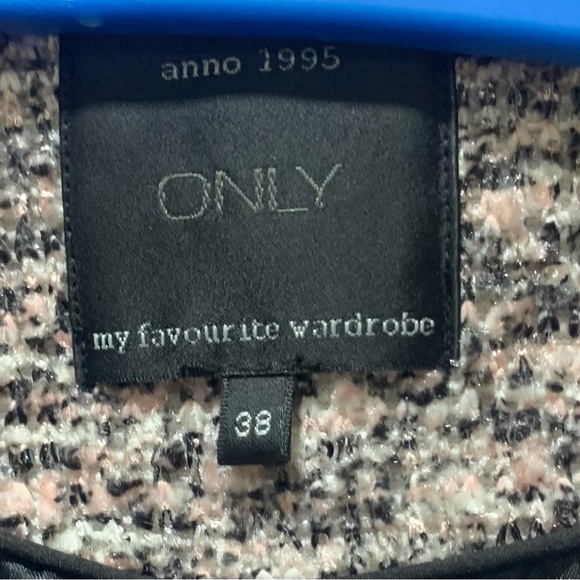 ONLY jacket Blazer jacket Nude pink and black color Size EUR 38 or M - Picture 3 of 4